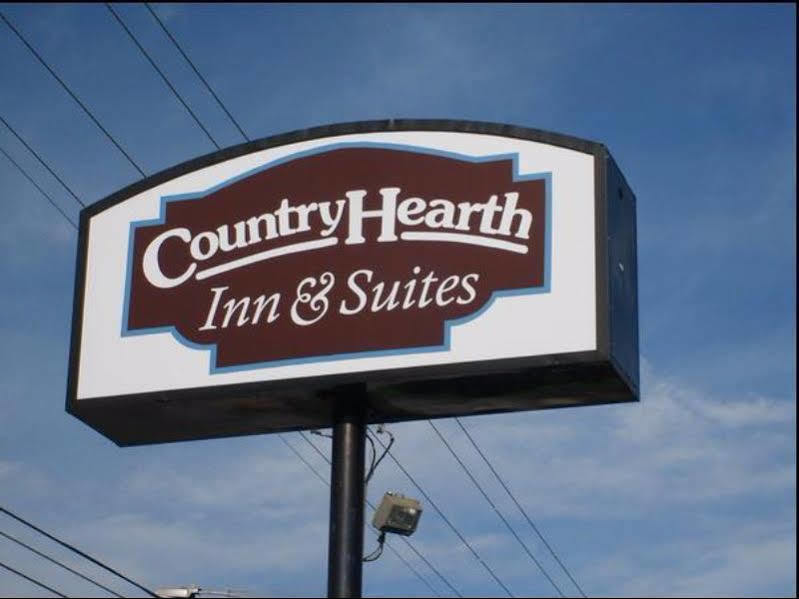Country Hearth Inn & Suites Willard Exterior foto